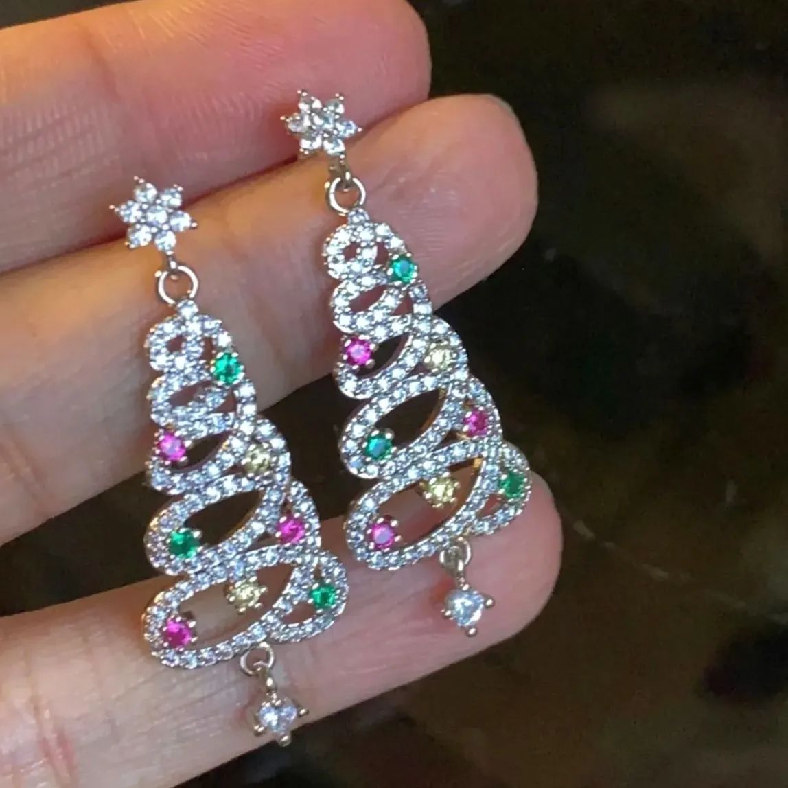 🎄CHRISTMAS HOT SALE✨SHINY CHRISTMAS TREE EARRINGS(Buy 3 Get Free Shipping)