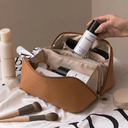 🔥Large capacity travel cosmetic bag
